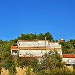 Mirta * Rab Town