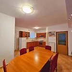 Mirta Rab Town
